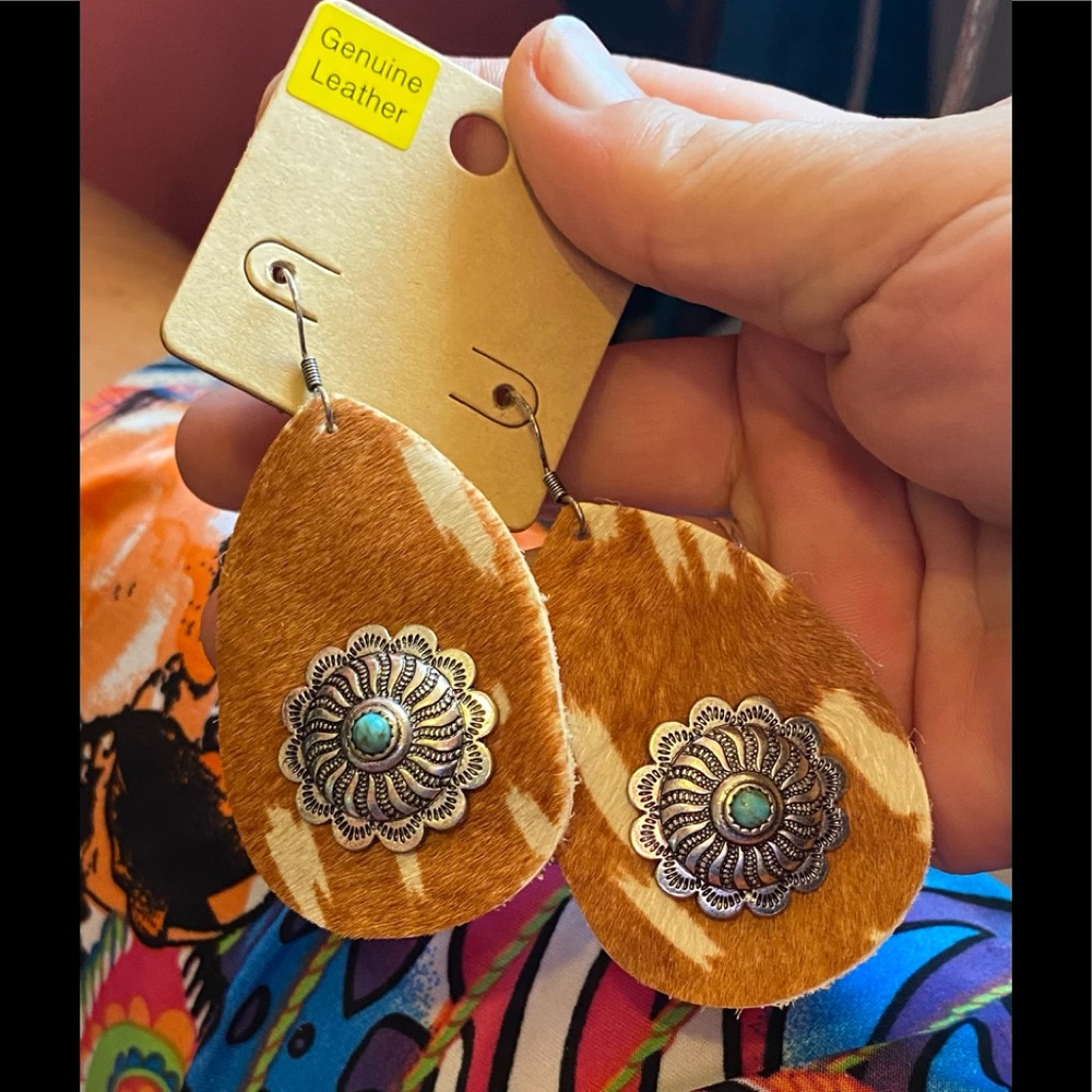 Western cowhide leather earrings